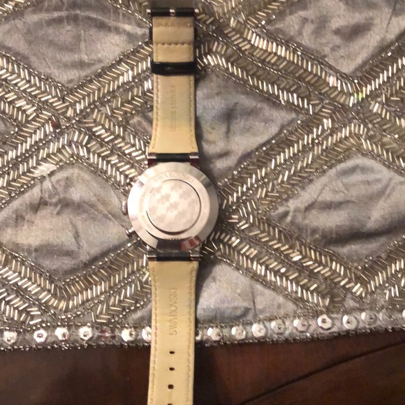 Watch - Picture 2 of 2